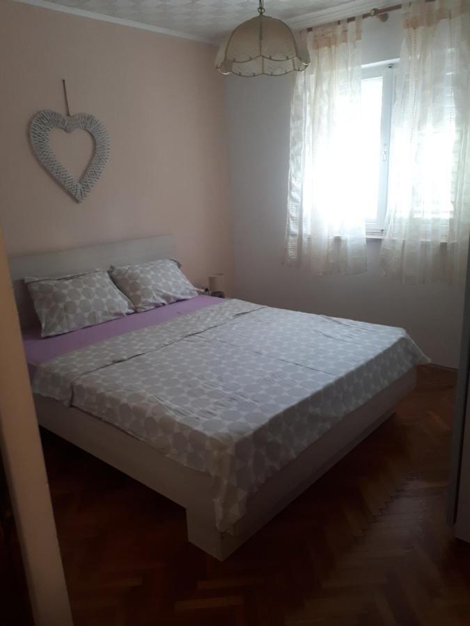 Apartments Mamich Каштела Экстерьер фото