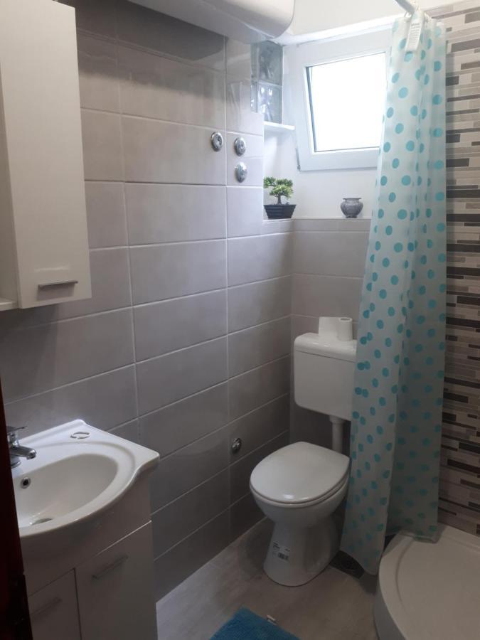 Apartments Mamich Каштела Экстерьер фото