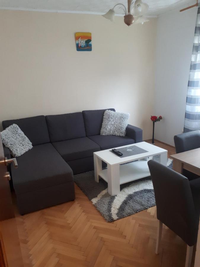 Apartments Mamich Каштела Экстерьер фото
