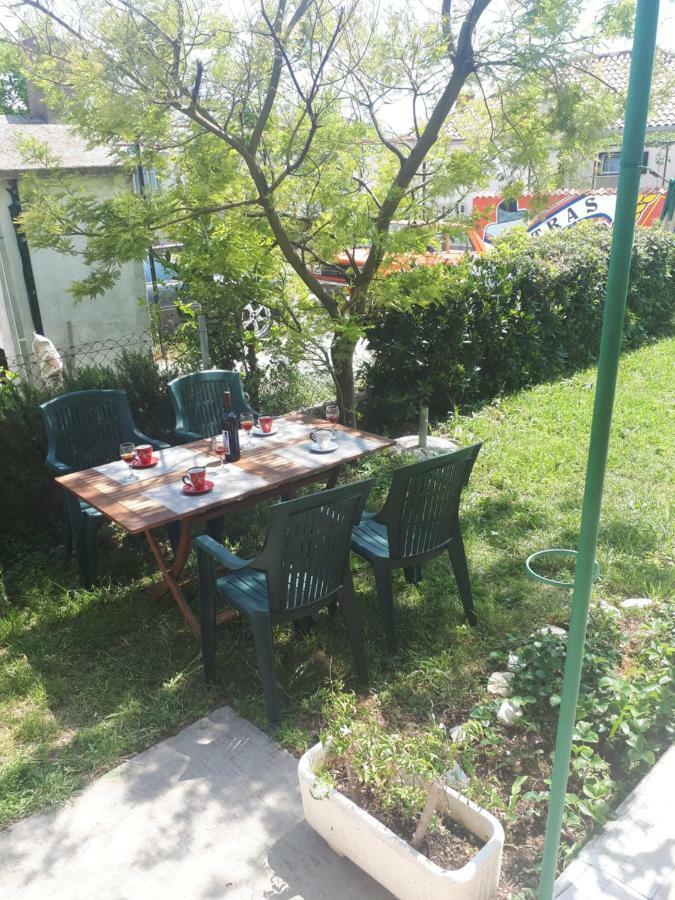 Apartments Mamich Каштела Экстерьер фото