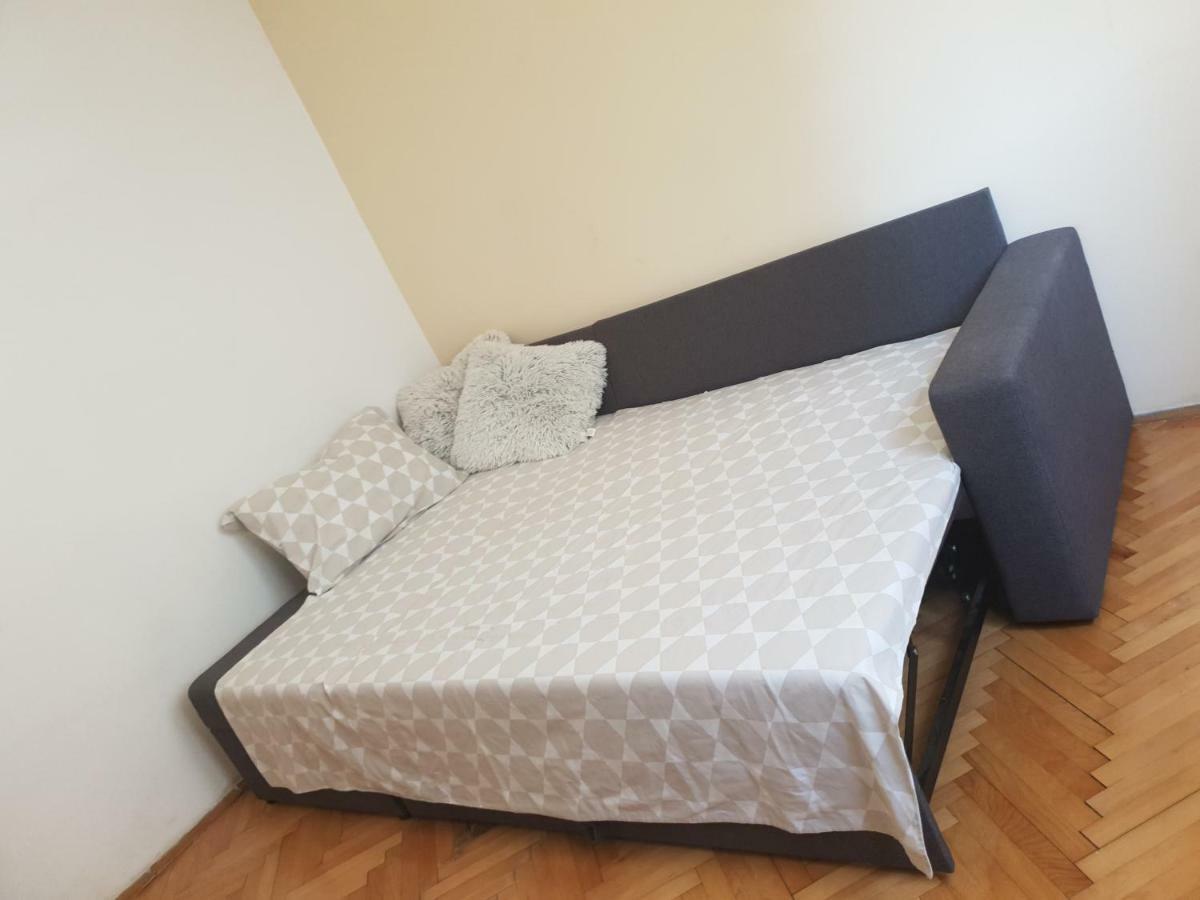 Apartments Mamich Каштела Экстерьер фото